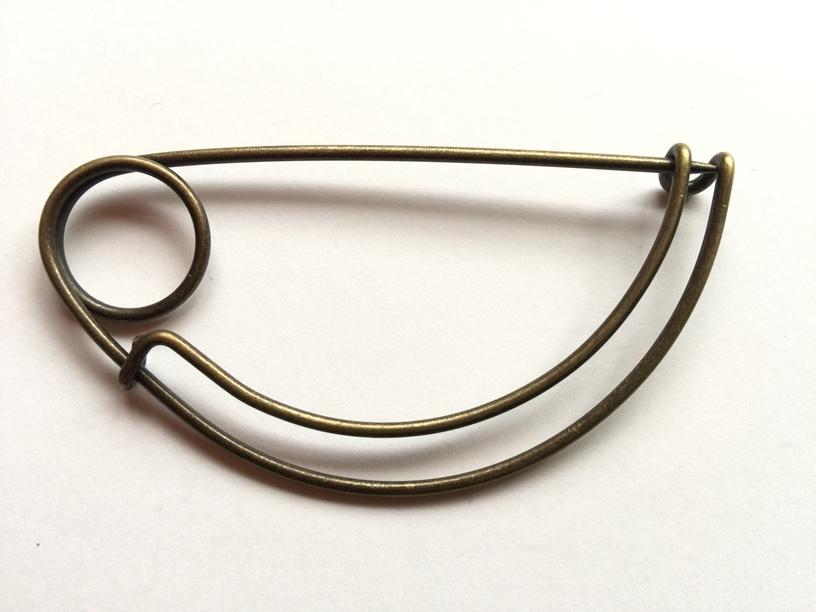 Simple Old Bronze Metal Shawl Pin TextileGarden