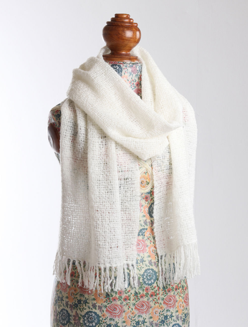 Ashford Bouclé Merino - Undyed Undyed